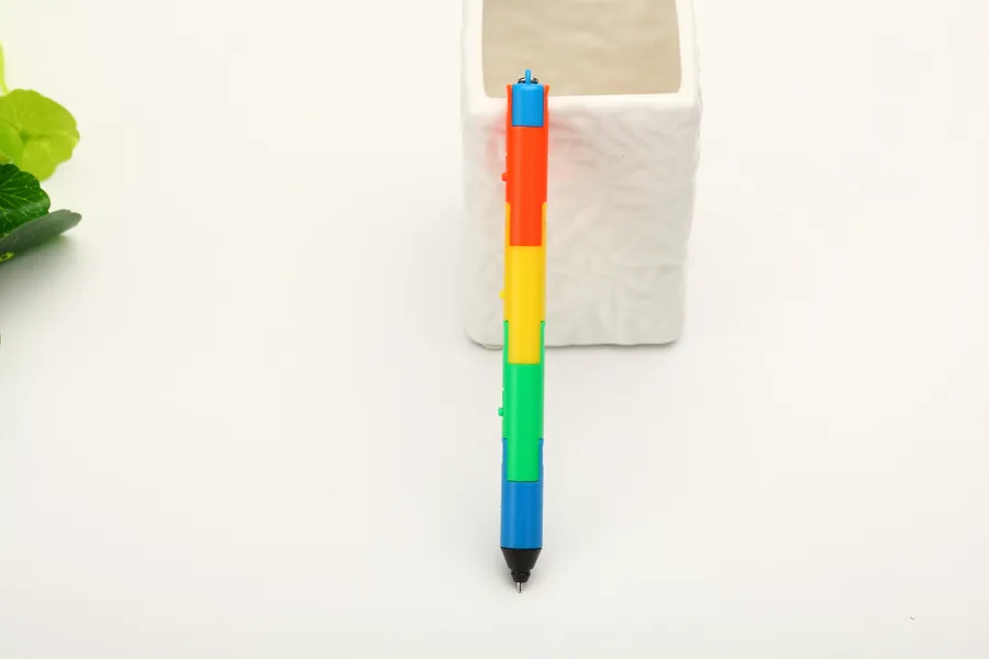 SML62160LH Folding Rainbow Ball Pen, photo 4 of 4