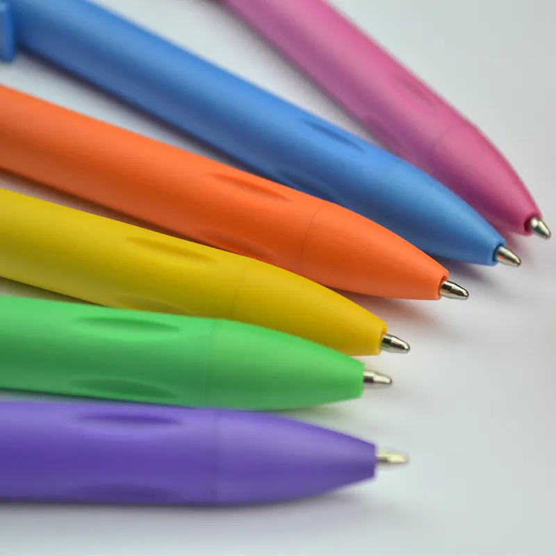 SML66025F Glossy Twist Pen, photo 3 of 4